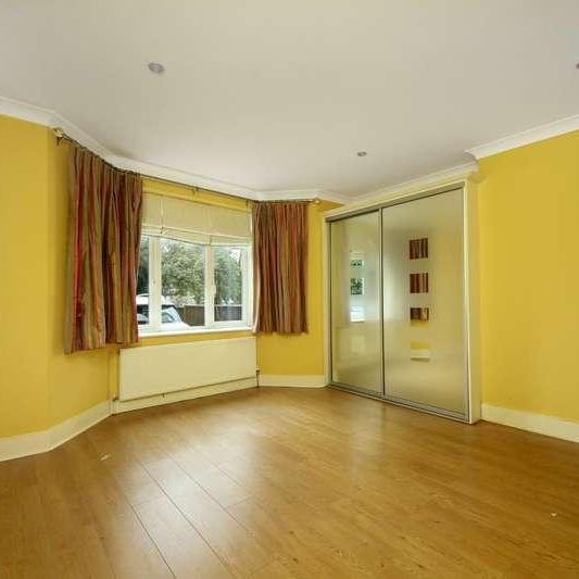 Twyford Crescent, Acton, W3 - Photo 1