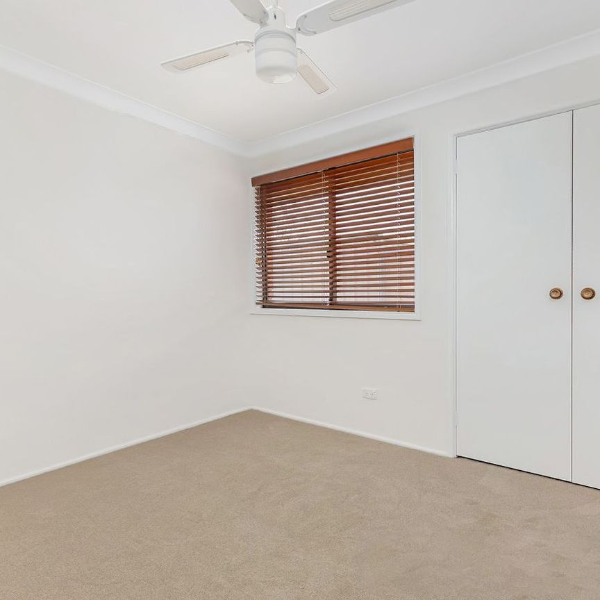 Three Bedroom Home in a Quiet Street - Photo 1