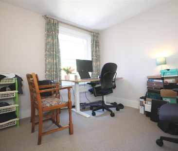 2 bedroom semi-detached house to rent - Photo 3