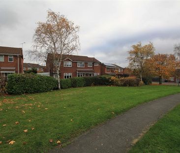 3 bedroom semi-detached house to rent - Photo 5