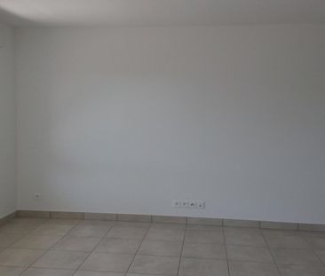Location Appartement 3 pièces 68m² THONON LES BAINS 74200 - Photo 5