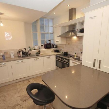 1 bedroom private hall to rent - Photo 3