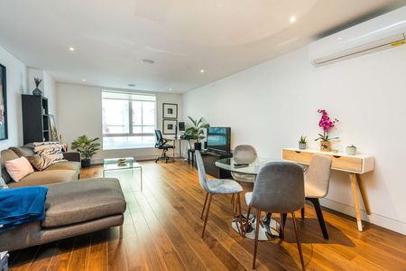 Leonard Street - Photo 2