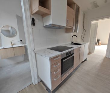 Gerenoveerd één-appartement in het centrum van Hasselt - Photo 2