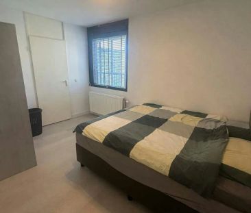 Chambre dans appartement partagé, Zuidplein, Rotterdam - Photo 5