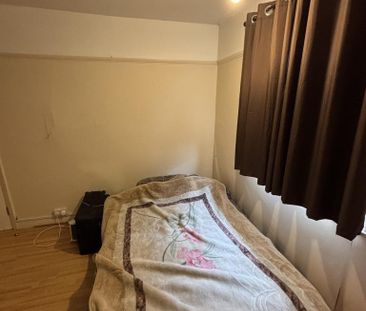 3 bedroom house to rent - Photo 3