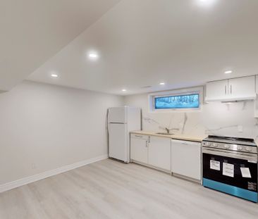 For Lease - 313 Churchill Basemnt Avenue, Toronto, Ontario - Photo 1