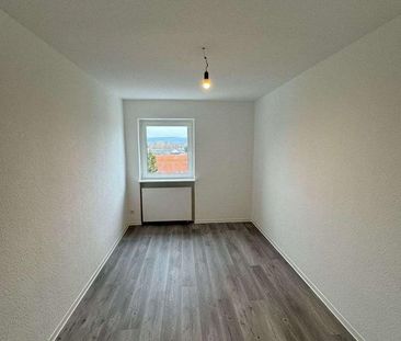 Neu renovierte 3 Zimmer Wohnung in ruhiger Feldrandlage - Photo 4