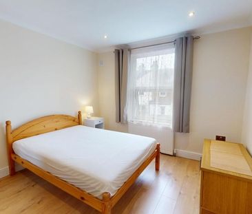 4 bedroom terraced house to rent - Photo 2