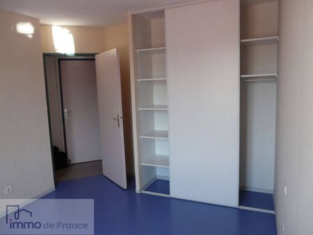 Location appartement 3 pièces 65 m² à Vabres-l'Abbaye (12400) - Photo 3