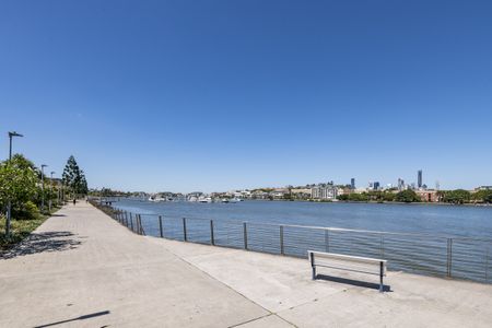 Spacious Apartment Offering Privacy, Style, and Convenience - Photo 3