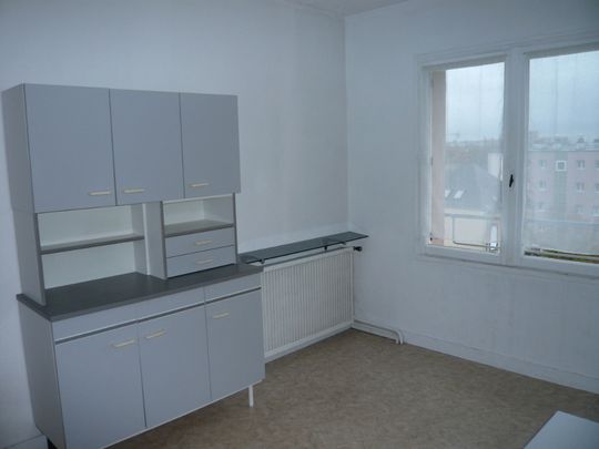 Appartement T1bis LAVAL - Photo 1