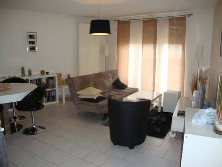 Location appartement 2 pièces 48.25 m² à Oyonnax (01100) CENTRE - Photo 5