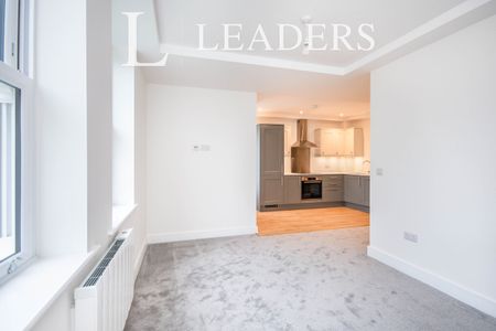 2 bedroom flat to rent The Montague, Durley Road South - Photo 4