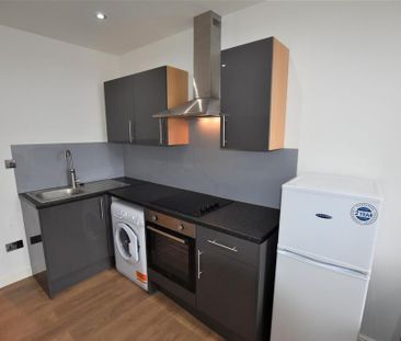 Studio to rent - Photo 4