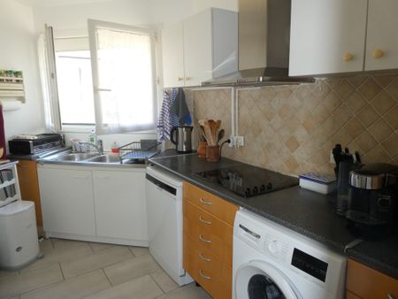Location Appartement 4 pièces 81m² AVON 77210 - Photo 4