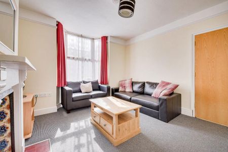 5 bedroom house to rent - Photo 2