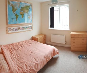 2 bedroom flat to rent - Photo 3