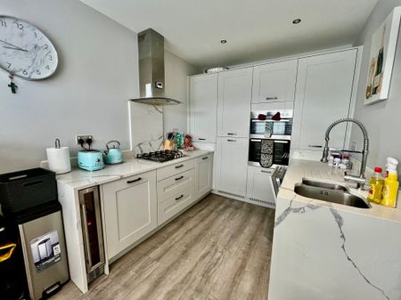 Bletchley Road, Leeds, Horsforth - Photo 3