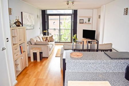 2 bedroom flat to rent - Photo 4