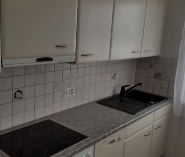 Ruhige schöne 3.5 Zimmer Wohnung - Photo 2
