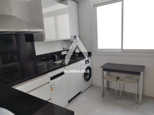 Piso en alquiler en Centro - Foto 1