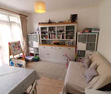 3 bedroom property to rent in Barking - Photo 6