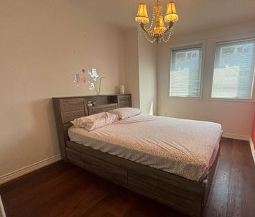 For Lease - 103 Dooley Crescent, Ajax, Ontario - Photo 3