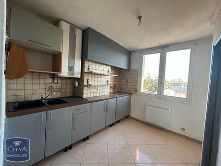 Location Appartement 3 pièces 53m² CARPENTRAS 84200 - Photo 4