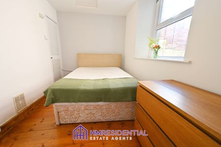 2 bedroom Ground Floor Flat for rent Claremont Terrace, Spital Tongues, Newcastle Upon Tyne, NE2 4AE Tenancy period upto 31/08/2026 - Photo 3