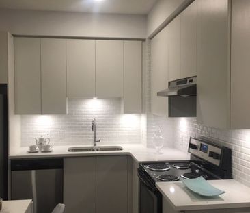 For Lease - 2490 Old Bronte Road Unit# 402, Oakville, Ontario - Photo 1