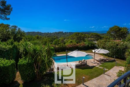 Villa familiale récente au calme absolu dans domaine privé avec piscine et tennis - Photo 4