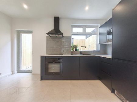 3 Glenbank Drive, Belfast, BT14 8BJ - Photo 5