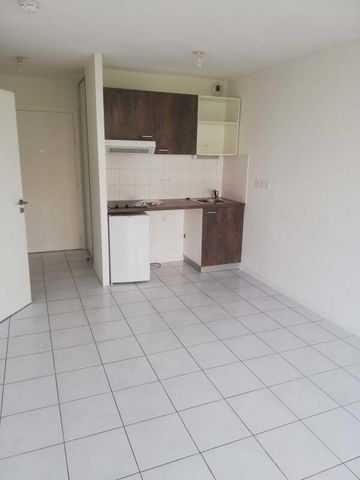 Location Appartement 2 pièces 34m² DOUAI 59500 - Photo 2