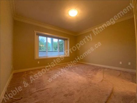 3XXX Fox Street UP PortCoquitlam - Photo 4