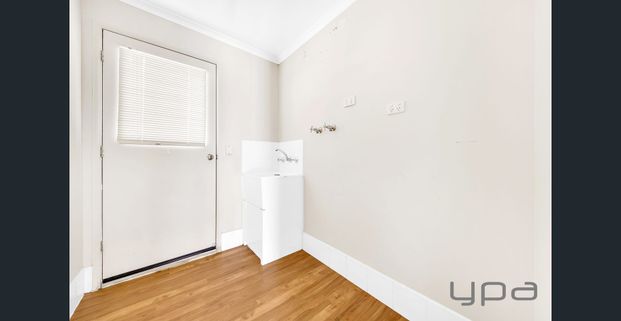 Affordable Family Living in Craigieburn! - Photo 1