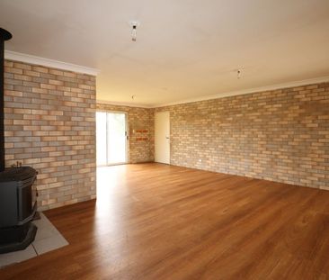 Home For Rent - Photo 6