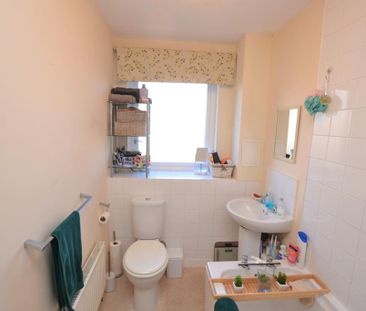 1 bedroom flat to rent - Photo 6