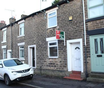 2 bedroom terraced house to rent - Photo 2