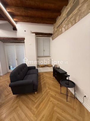 Bilocale via San Martino, Cavour, Ancona - Foto 1
