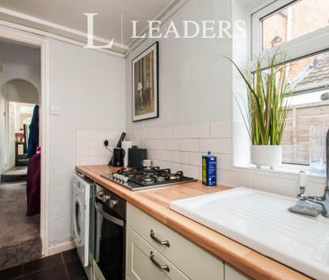 2 bedroom terraced house to rent - Photo 6