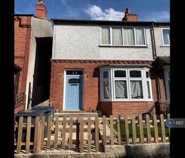 3 bedroom end of terrace house to rent - Photo 5