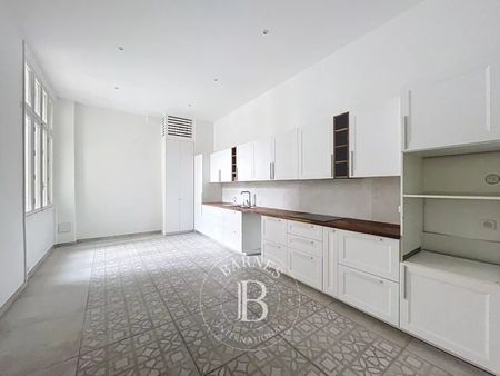 Appartement • Chaillot - Photo 2