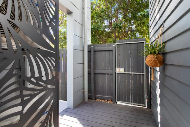 Modern Living in the Heart of North Lakes - Photo 1