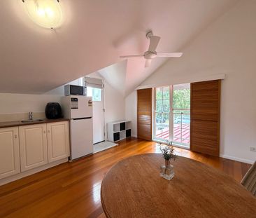 Partly Furnished Studio Style Bedsit - Photo 4