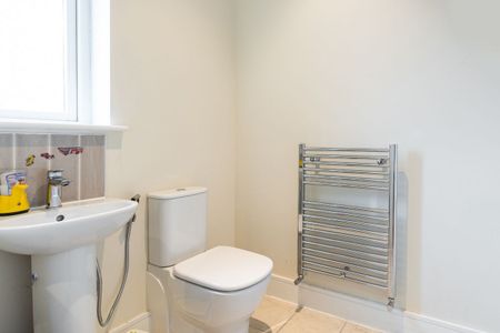 6 Larkfield Dale, Leopardstown, Dublin 18 - Photo 3