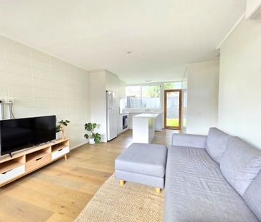 Modern Living - Photo 1