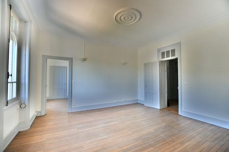 Appartement F2 - EPINAL - 61 M2 - Photo 3