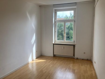 Ideale 3er WG Altbau-Wohnung in Geidorf mit Balkon - Photo 2