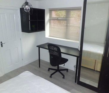 4 bedroom house to rent - Photo 5